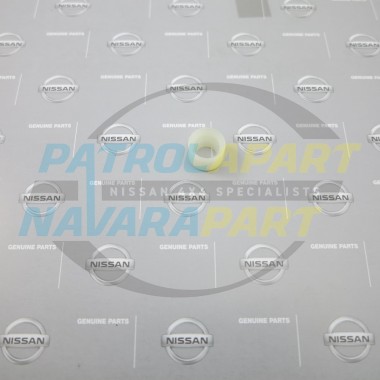 Genuine Nissan Navara D22 D40 R51 Small Shifter Bush